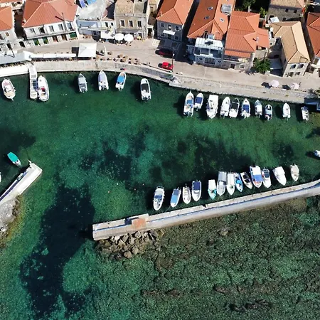 παραθαλάσσιο Agios Nikolaos (Mani)