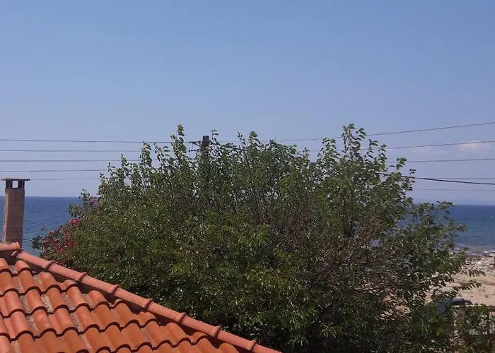 παραθαλάσσιο Агиос-Николаос